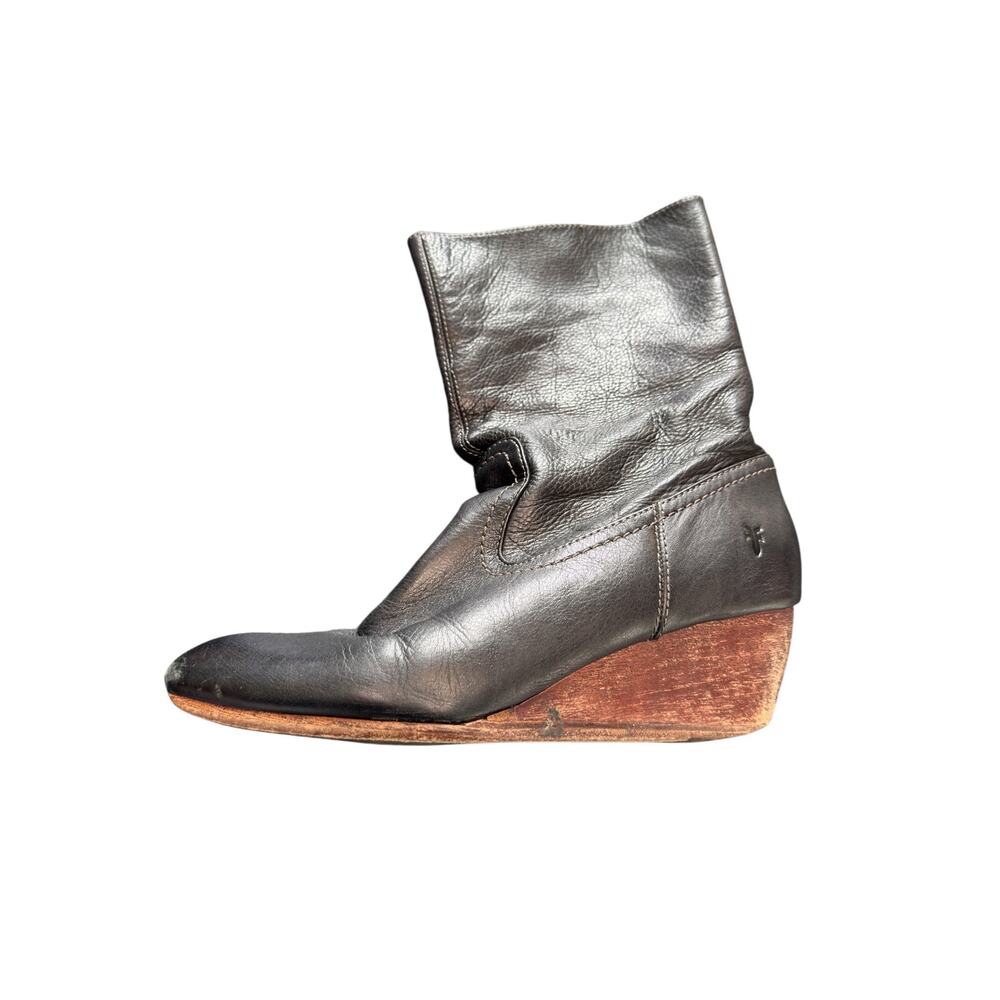 Frye Missy Short Boots Basic Classic Black‎ Leather Wedge Almond Toe Size 10 - Picture 7 of 11